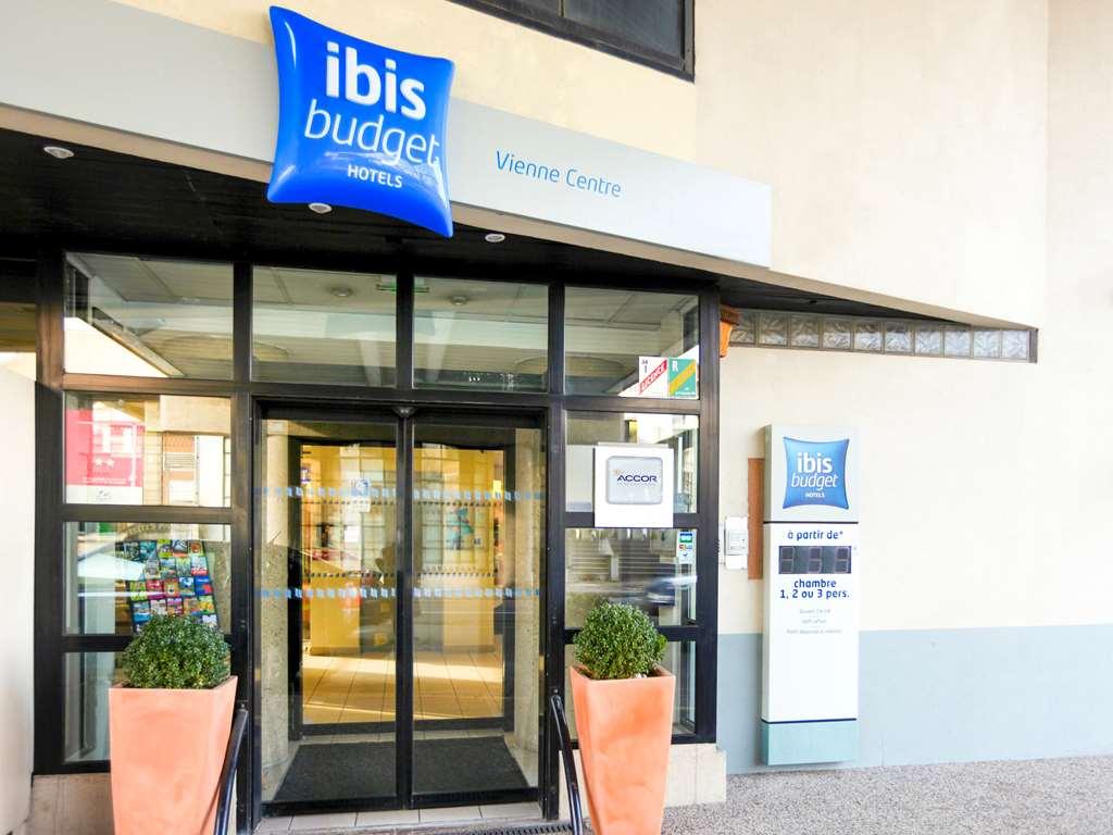 Ibis Budget Vienne Sud Hotel Екстериор снимка